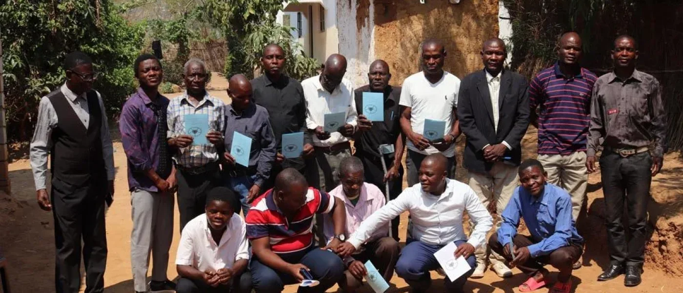Students-with-certificates