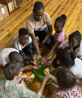 Teen-Circle-1