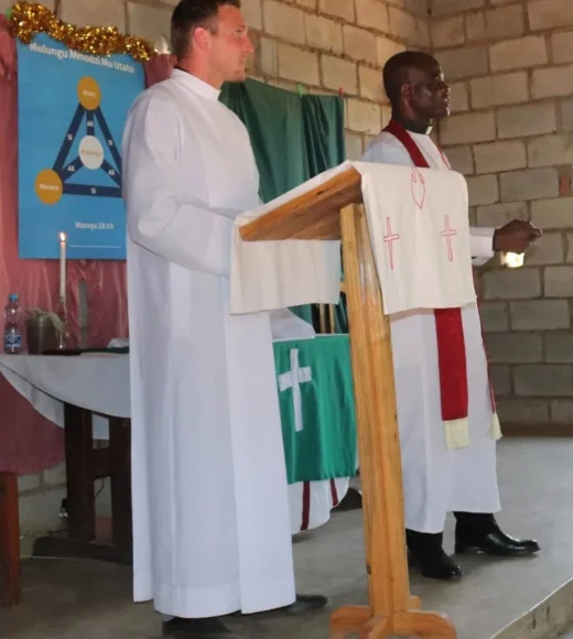 Tobias-Schütze-preaching